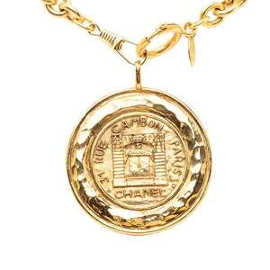 CHANEL Gold Necklace